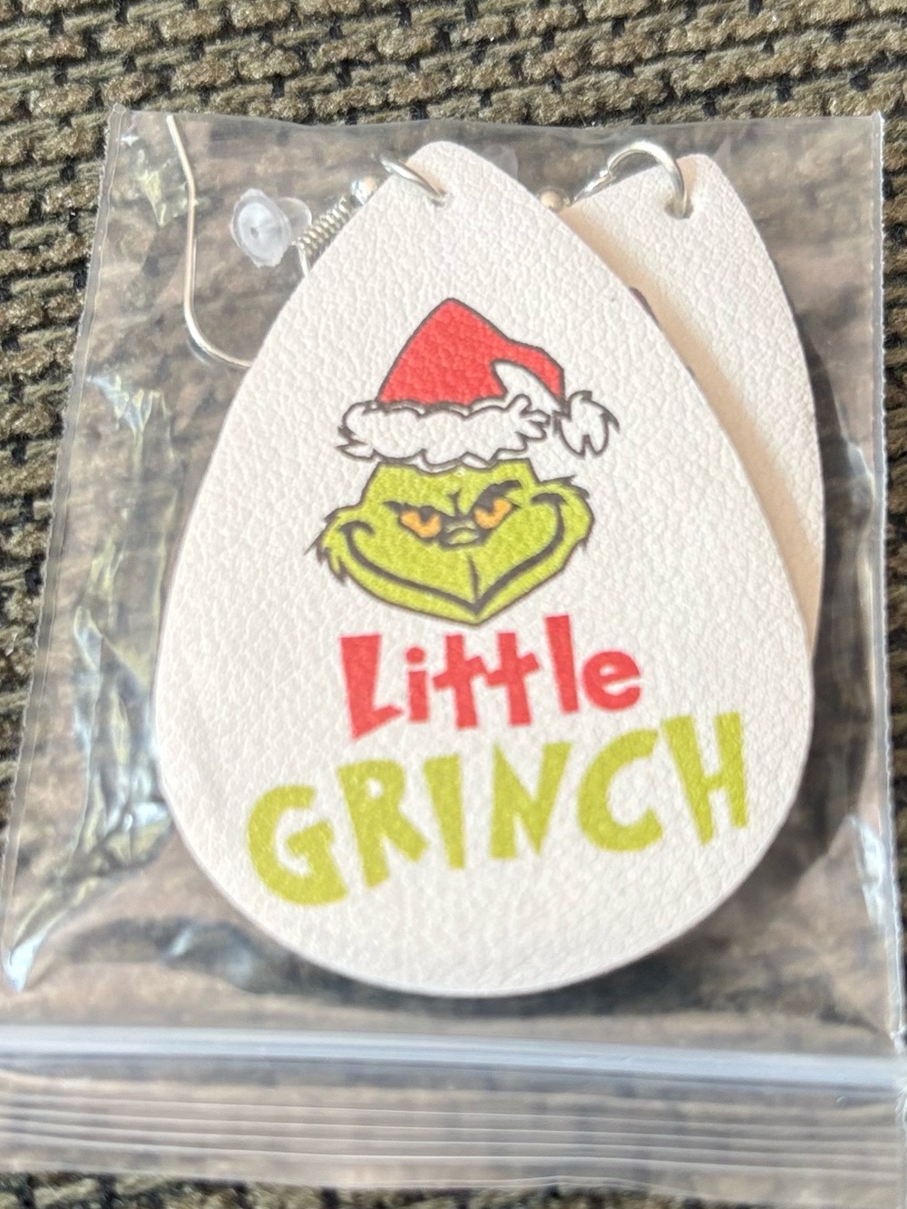 Grinch Handmade earrings